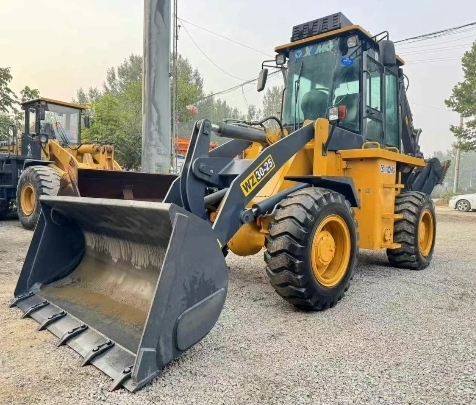 Tractopelle